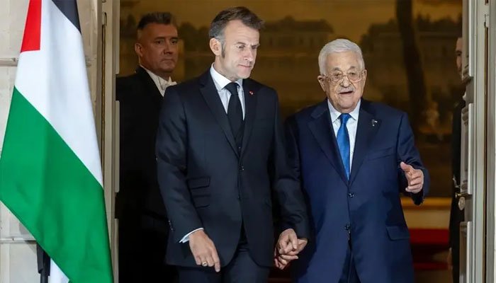 محمود عباس اور میکرون کی ملاقات: فلسطینی آئین بنانےکیلئے مشترکہ کمیٹی کے قیام پر اتفاق