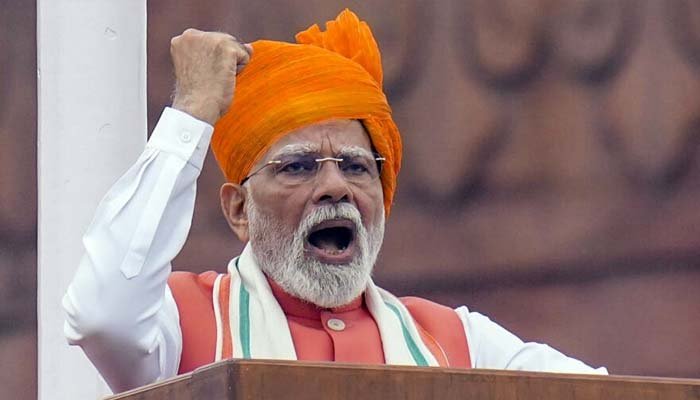 بھارت کے یوم آزادی پر مودی ہندو انتہا پسند تنظیم &rsquo;آر ایس ایس&lsquo; کے گُن گاتے رہے