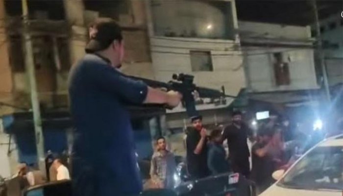 کراچی: ڈمپر حادثے پر احتجاج کرنے والے شہریوں پر فائرنگ کرنے والاگارڈگرفتار