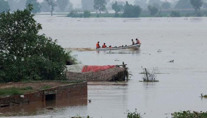 پاک پتن میں ستلج کے پانی سے زمینی کٹاؤ، گاؤں سوڈا مکمل دریابُرد، چک باقر کے 50 گھر بھی کٹاؤ کی نذر