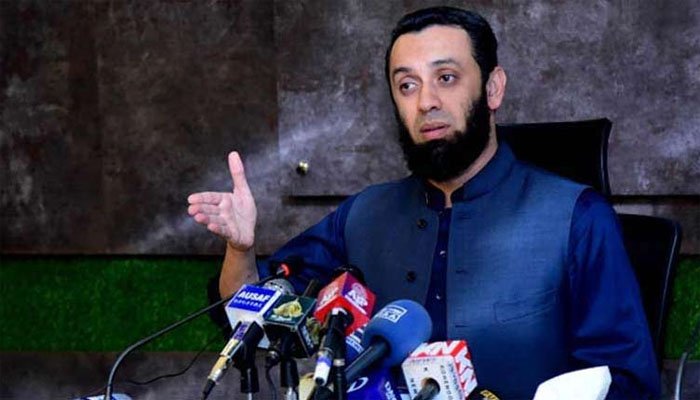 عمران خان سے ملاقات کیلئے سوشل میڈیا پر ہتھکنڈے استعمال کیے جارہے ہیں: عطا تارڑ