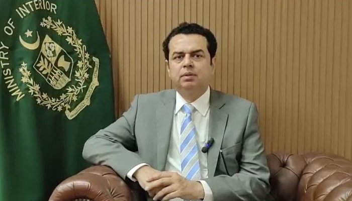 انتخابی ضابطہ اخلاق کی خلاف ورزی پر طلال چوہدری کو نوٹس جاری