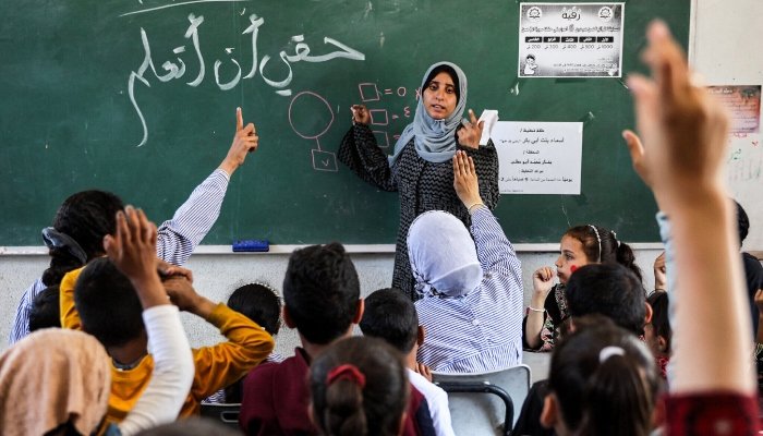 غزہ: اسرائیلی مظالم تعلیم سے نہ روک سکے، انٹر امتحانات میں 11 فلسطینی لڑکیوں کی ٹاپ پوزیشن