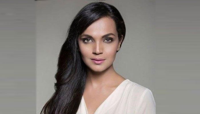 شادی سے قبل لڑکے کا ماں باپ سے رویہ ضرور دیکھیں: آمنہ شیخ کا لڑکیوں کو مشورہ