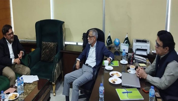 جماعت اسلامی کی لوڈشیڈنگ کیخلاف پٹیشن، عدالتی حکم پر نیپرا کی تحقیقاتی ٹیم کی کراچی آمد