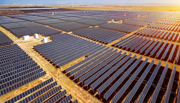 سعودی عرب کی پالیسی میں بڑی تبدیلی، تیل کی جگہ شمسی توانائی کی طاقت بن کر ابھرنے لگا