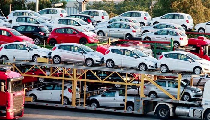 حکومت نے 5 سال پرانی گاڑیوں کے درآمد کی اجازت دیدی